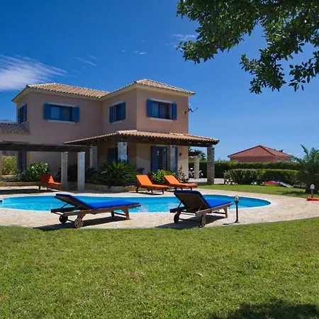 Kleismata Sleeps 6
